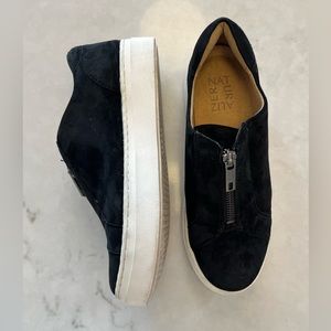 Naturalizer Zipper Front Black Suede Comfortable Sneaker